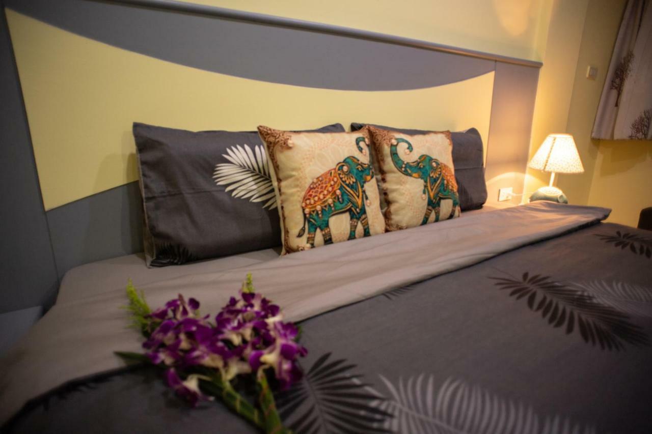 Отель Boonyathon House Patong Экстерьер фото